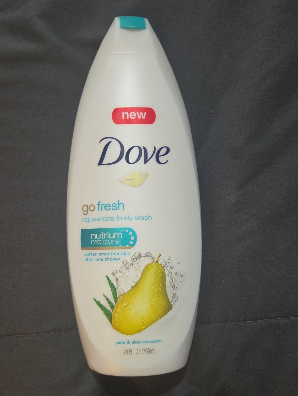 Dove Go Fresh Pear & Aloe Vera Rejuvenate Body Wash - White/Green